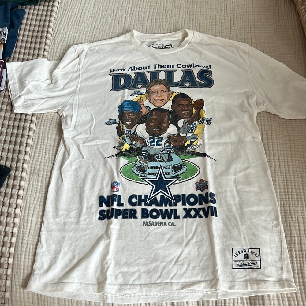 Mitchell & Ness vintage graphic tee